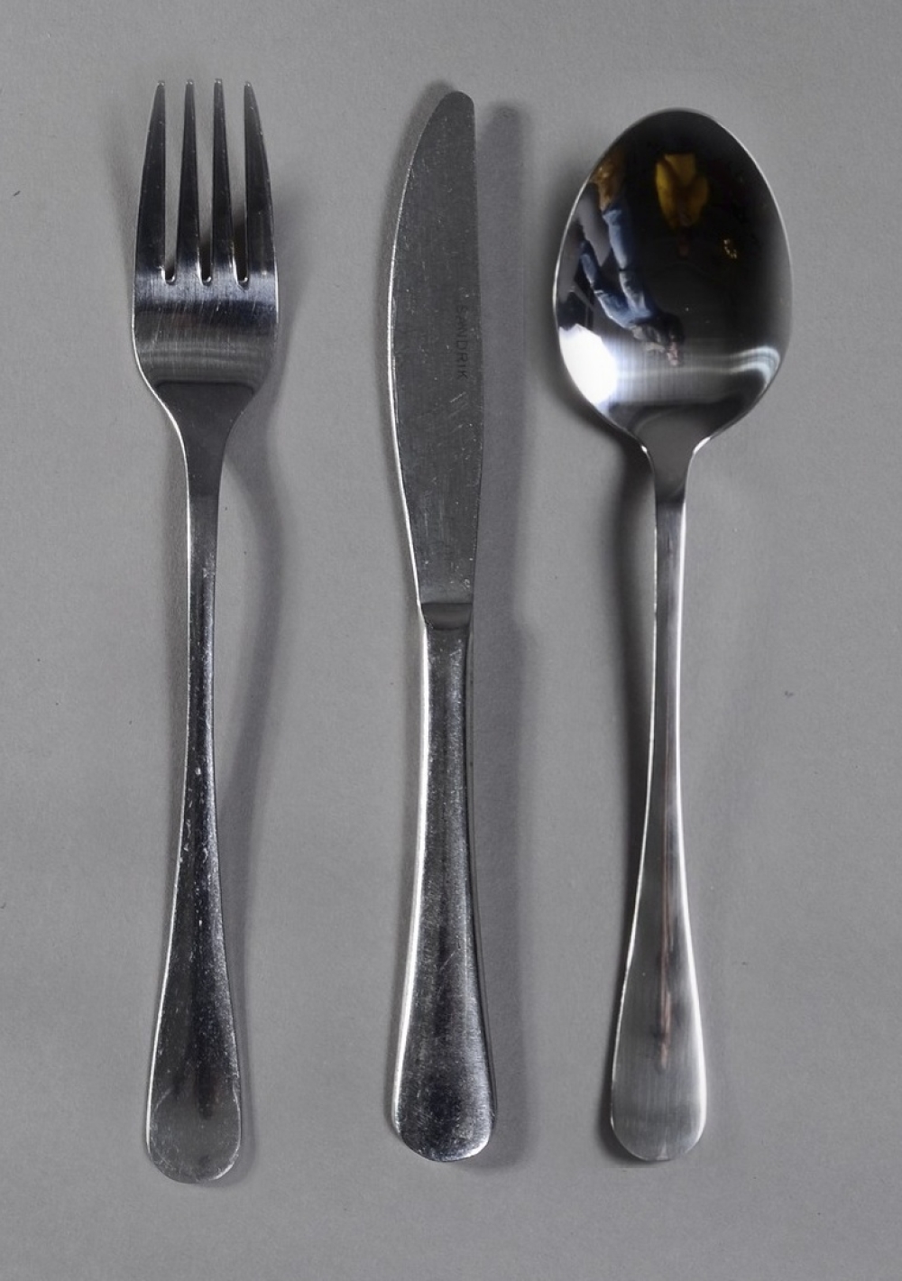 Príbor nerezový -základ